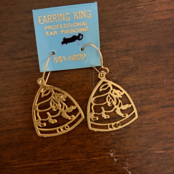 Vintage 1979's Gold Leo Lion Earrings - Picture 2 of 4